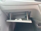 小物入れ等の収納が多いです★嬉しい装備ですよね♪