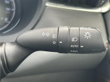【オートライト(AUTO)】外の明るさをシステムが感知して、自動でヘッドライトが点灯します!ヘッドライトをつけ忘れを防ぐ便利機能です。