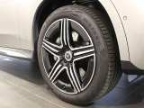 お気軽にお問い合わせください。Tel:075-325-0440 Mobile:090-6756-7496  中古車担当:廣田まで