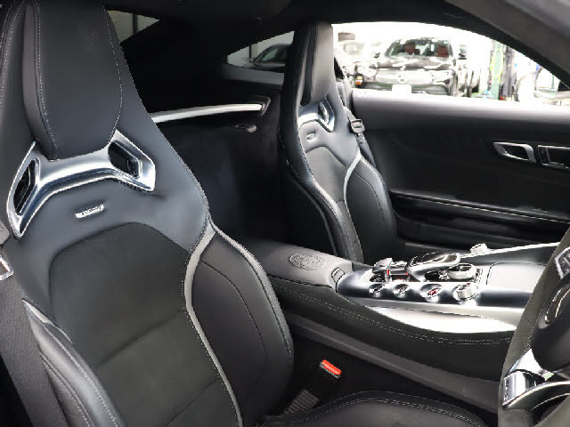 お客ページ GT（メルセデスAMG）63 4マチック＋ クーペ（2025年4月