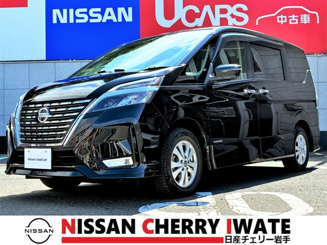 セレナ 2.0 ハイウェイスター V 4WD 