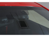 純正ナビ連動ドライブレコーダー(DRT-C68A)装備してますよ。 万が一の時の記録に便利ですね。