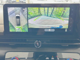 【アラウンドビューモニター】専用のカメラにより、上から見下ろしたような視点で360度クルマの周囲を確認することができます☆死角部分も確認しやすく、狭い場所での切り返しや駐車もスムーズに行えます。