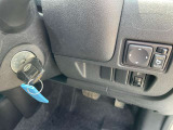☆ 【キーレス&電動ドアミラー】 荷物が多い時、狭い駐車場で鍵を開ける時にラクラクです! ☆