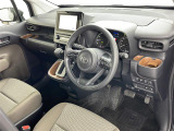 気になる車はすぐにお問い合わせください!画面右側の0066から始まる無料ダイヤルからお問い合わせ下さい!専門スタッフがお車のご質問にお答えいたします!