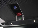 新世代コネクテッド技術「Honda CONNECT」搭載。緊急時にオペレーターのサポートを受けることも可能です。