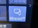 Miracast内蔵です。アンドロイドスマホをお持ちの方は、Bluetooth接続にてスマホ内の画像や動画、音楽などを映し出すことが出来ます。一部、使用できない機種もあります。