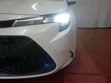 LEDヘッドライトです。デザイン性がよくとても明るいので、夜間の走行や悪天候でも安心です。しかも長寿命!