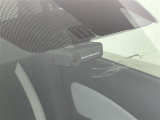 【ドライブレコーダー】映像・音声などの運転中の記録を残します。事故などを起こした起こされた時の証拠になりえますので、もしも時でも安心ですね。