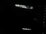 【LEDヘッドライト/LEDフォグランプ】悪天候や夜間の走行も視界良好で安心してお乗りいただけます。