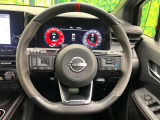 【ステアリングスイッチ】運転中、前方から目線をそらすことなく、オーディオ等の操作が可能な便利機能!安心&快適なドライブを演出してくれます♪