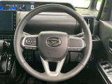 【純正革巻きステアリング】上質な革を使用することで、手にしっかり馴染みとても運転しやすいハンドルです♪