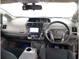 オシャレなインテリアで運転する気分も盛り上がりますよね^^