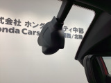 万が一の事故のときもドライブレコーダーがあると安心です。ご利用になる場合は個人情報保護の観点より新品の対応SDカードをお求め下さい。