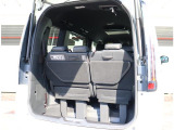 【車屋】として、長く車業界に従事した経験豊富なスタッフが多数在籍しております。