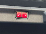 スタッフ全員が自動車保険の資格を保有しており、万が一の事故の際のサポート体制を整えております。メルセデス・ベンツ自動車保険プログラムをご用意しております。無料証券診断を行います!