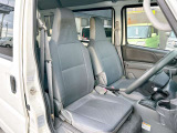 当店では軽自動車から普通車まで幅広くオールメーカーの車種・色・グレードを豊富に揃えております。