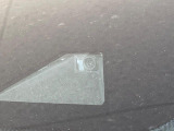 【トヨタセーフティセンス】走行中に前方の車両等を認識し、衝突しそうな時は警報とブレーキで衝突回避と被害軽減をアシスト。より安全にドライブをお楽しみいただけます。