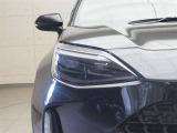 LEDヘッドライトです。デザイン性がよくとても明るいので、夜間の走行や悪天候でも安心です。しかも長寿命!