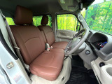 運転席シート廻りは使用感も少なく、良好な状態となっています。丁寧に使われていたことがよくわかりますね。