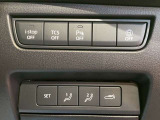 【安全装備も充実】車線逸脱警報システム。バック時の障害物を検知し知らせるパーキングセンサー付きです。