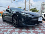 大好評のボディコーティング「弾スプラッシュコート」もご納車までに施工可能。通常のガラスコートと異なる、耐久年数6年の無機質ガラスコーティングが、ボディをキレイな状態に保ってくれます。