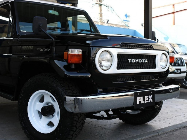 トヨタ ランドクルーザー70 4.2 ZX FRPトップ ディーゼル 4WD の