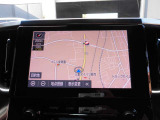 地デジチューナー内蔵の純正メモリーナビが装備されています。