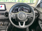 【純正革巻きステアリング】上質な革を使用することで、手にしっかり馴染みとても運転しやすいハンドルです♪