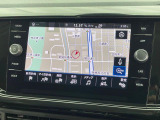 ●純正ナビ:一体感のあるナビは、高級感ある車内を演出してくれます。Bluetooth再生などオーディオ機能も充実しておりますので、運転もより楽しめます♪