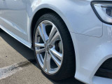 アウディ認定中古車は新車登録から12年以内のディーラー車を、点検整備します。Audiを知り尽くした正規ディーラーが厳選した高い品質の車だけをお届けします