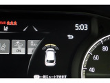 前後に装備されたセンサーで障害物(静止物)を検知。ディスプレイ表示と音でお知らせ。誤発進抑制のパーキングサポートブレーキ搭載しています。