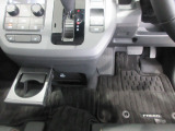 車内もクリーニング済みです。