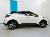 残価設定型プランは車両本体価格の一部をあらかじめ残価として据え置き、残りの金額を分割でお支払いいただくプランです。詳しくはお気軽にスタッフまでご相談ください。