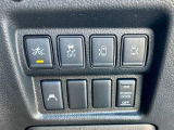 いつでも安心して運転できるようドライバーをサポートしてくれるうれしい機能充実です。