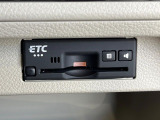 【ETC】高速道路の料金所をストレスなく通過!話題のスポットやサービスエリアに多い「スマートIC」利用時は必須のアイテムです。当店でセットアップを実施、ご納車当日からすぐにご利用いただけます!