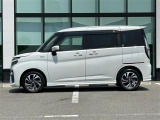 【左】当社基準による調査の結果、修復歴車と判断された車両は一部店舗を除き、販売を行なっておりません。万一、納車時に修復歴があった場合にはご契約の解除等に応じます。
