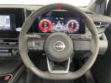 気になる車はすぐにお問い合わせください!画面右側の0066から始まる無料ダイヤルからお問い合わせ下さい!専門スタッフがお車のご質問にお答えいたします!