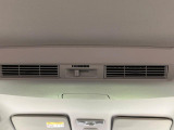 【サーキュレーター】エアコンの風を後部座席まで届けてくれ、広い車内空間でも素早く快適な温度になります♪真夏や真冬に便利な機能です。