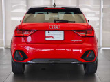 ワイドアンドローなスタイルのA1。このcity carverは車高がアップしているため、よりラリーカーのような印象が強まりました。