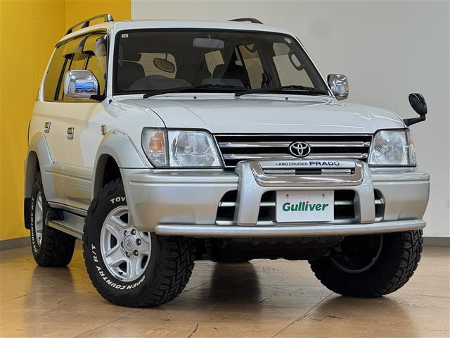 ランドクルーザープラド3.0 TXパッケージIII ディーゼル 4WDワイド サンルーフ