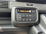 夏でも冬でもお好みの温度に設定しておけば、AUTO ボタンひとつで快適な車内空間へ!風の強さや温度、内外気の切り替えも自動で調整してくれます♪