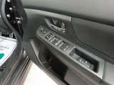 電動格納ミラーでよりコンパクトに!狭い駐車場でも安心です。