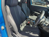 プジョーの新車・中古車販売、整備のプジョー郡山です。車のプロがお客様のカーライフのサポートを致します。