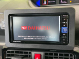 【純正ナビ】人気の純正ナビを装備しております。ナビの使いやすさはもちろん、オーディオ機能も充実!キャンプや旅行はもちろん、通勤や買い物など普段のドライブも楽しくなるはず♪