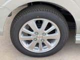 購入を検討して、たまたまこのクルマに辿り着いた方、欲しい車種として検索した結果このクルマに辿り着いた方、理由は様々あると思いますが、これをひとつの【出会い】と捉えていただきたいです♪