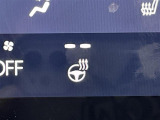 【ステアリングヒーター】冬場の寒い日に手がかじかみながら運転するのはツライですよね。でも、これがあれば安心です!ハンドルのグリップ部がじわっと暖かくなって心までポカポカします。