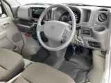 気になる車はすぐにお問い合わせください!画面右側の0066から始まる無料ダイヤルからお問い合わせ下さい!専門スタッフがお車のご質問にお答えいたします!