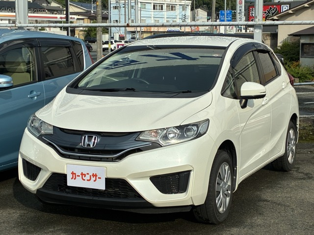 フィット1.3 13G Lパッケージ 4WD