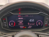 2メーターのサイズは小さく表示することも可能です。その場合は車両の詳細な情報が表示されます。